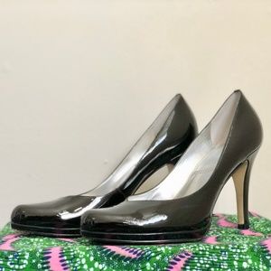 Black Patent Leather Tahari 4.25" Heels, size 8.5